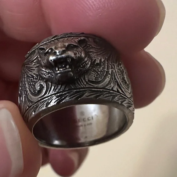 Gucci Silver Ornate Band - Picture 10 of 10